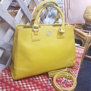 🚫 Sold 🚫 Tory Burch purse and wallet